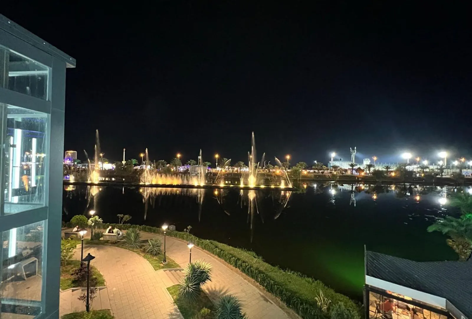 Batumi Courttyard Sea Viewアパートメント